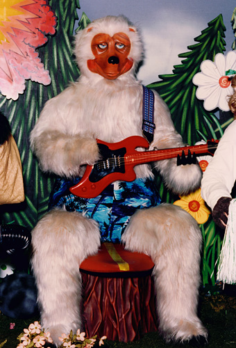Beach Bear animatronic missing his iconic wig and lei.